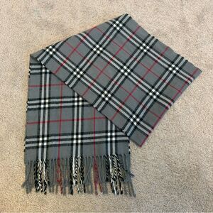 BURBERRY Authentic gray black red white plaid check Nova print cashmere scarf🔥